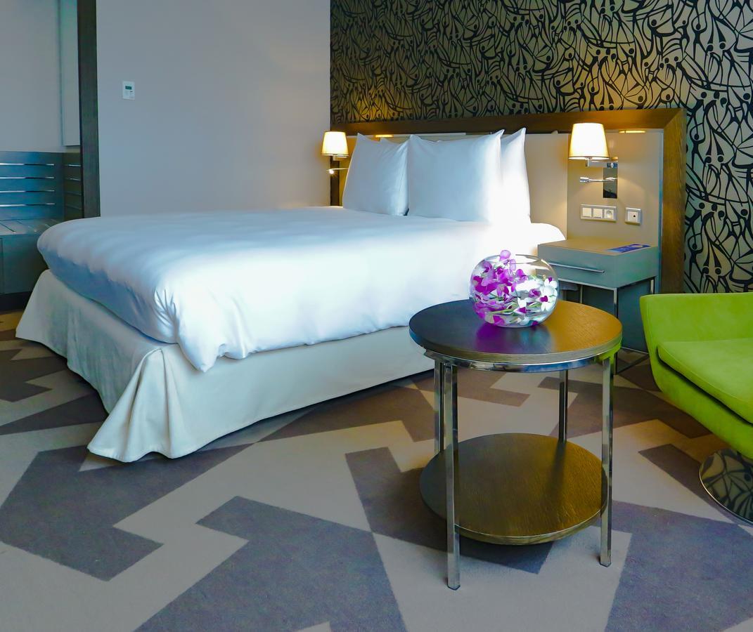 Radisson Blu Hotel, Abidjan Airport Экстерьер фото